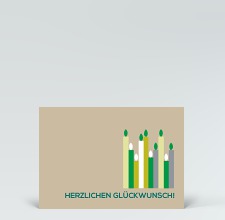 Geburtstagskarte: Postkarte grüne Geburtstagskerzen auf beige
