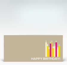 Geburtstagskarte: Bunte Geburtstagskerzen auf beige englisch