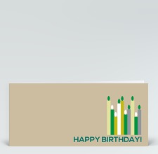 Geburtstagskarte: Grüne Geburtstagskerzen auf beige englisch